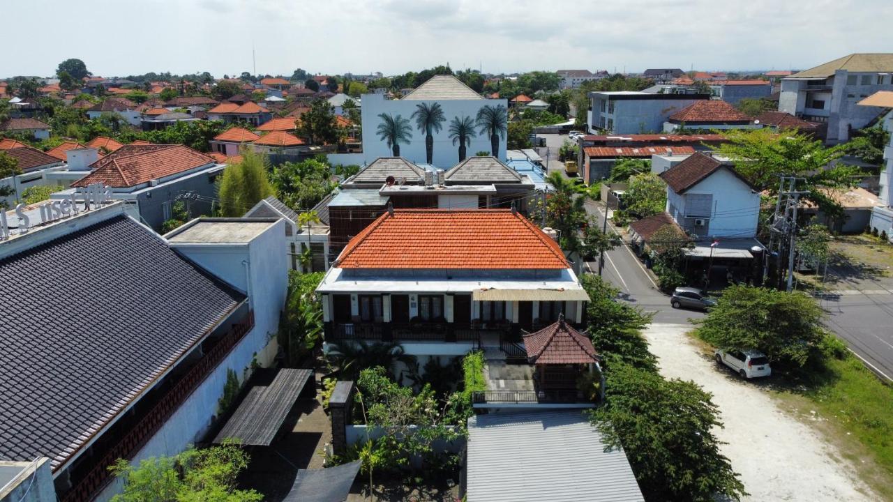 Отель Dikubu Belong Seminyak Экстерьер фото