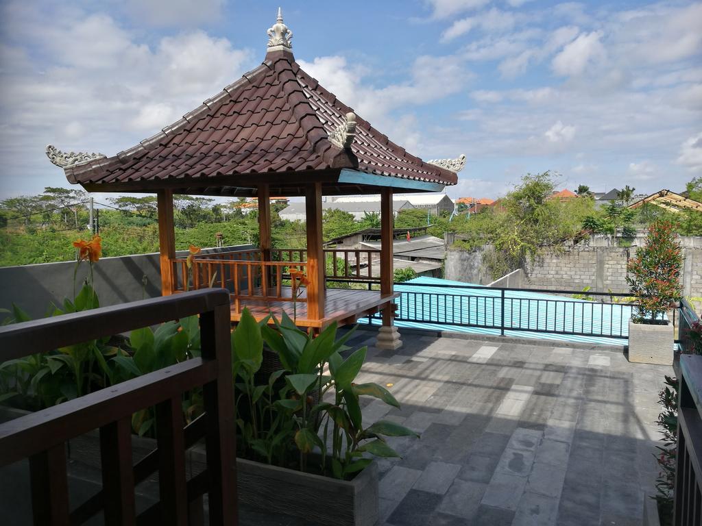 Отель Dikubu Belong Seminyak Экстерьер фото