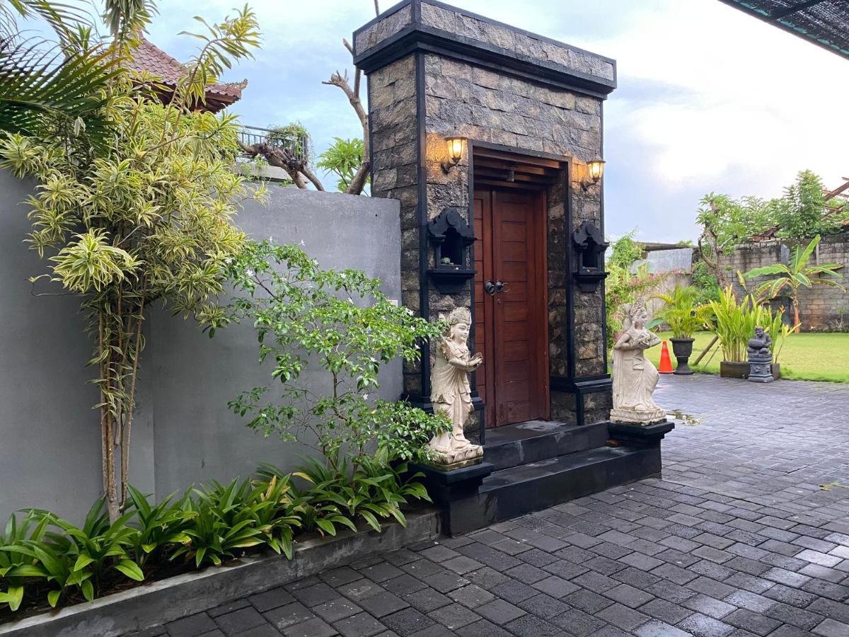 Отель Dikubu Belong Seminyak Экстерьер фото