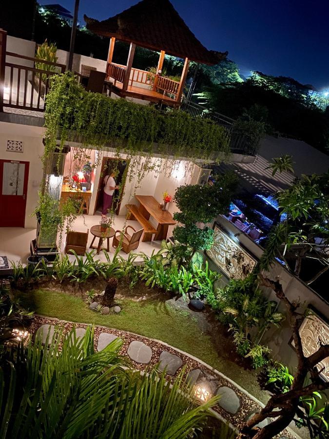 Отель Dikubu Belong Seminyak Экстерьер фото